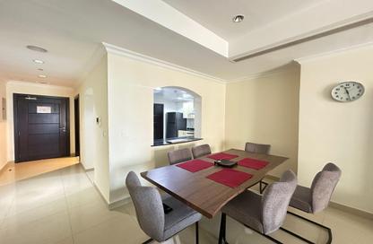 Apartment - 1 Bedroom - 2 Bathrooms for rent in West Porto Drive - Porto Arabia - The Pearl Island - Doha