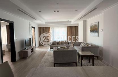 Apartment - 1 Bedroom - 2 Bathrooms for rent in East Porto Drive - Porto Arabia - The Pearl Island - Doha