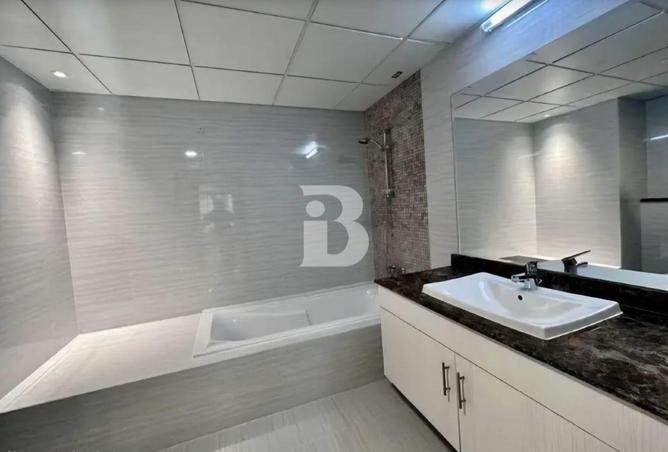 57302348 - Property Image 3