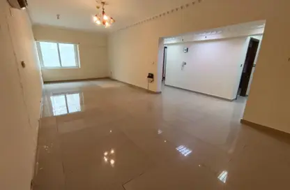 Apartment - 3 Bedrooms - 3 Bathrooms for rent in OqbaBin Nafie Steet - Old Airport Road - Doha