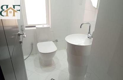 Apartment - 3 Bedrooms - 3 Bathrooms for rent in Najma Street - Najma - Doha