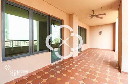 Apartment - 1 Bedroom - 2 Bathrooms for rent in East Porto Drive - Porto Arabia - The Pearl Island - Doha