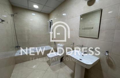 Apartment - Studio - 1 Bathroom for rent in Al Sadd - Doha