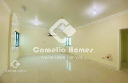 Apartment - 2 Bedrooms - 2 Bathrooms for rent in Al Nasr Street - Al Nasr - Doha