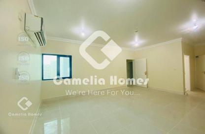 Apartment - 2 Bedrooms - 2 Bathrooms for rent in Al Nasr Street - Al Nasr - Doha