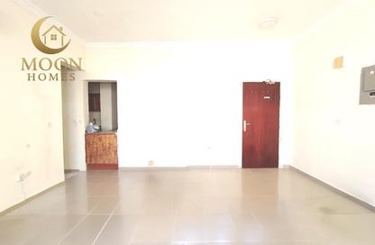 Apartment - 1 - 1 for rent in Umm Ghwailina Comm - Umm Ghuwalina - Umm Ghuwailina - Doha
