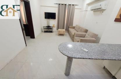 Apartment - 1 Bedroom - 1 Bathroom for rent in Umm Ghwailina Comm - Umm Ghuwalina - Umm Ghuwailina - Doha