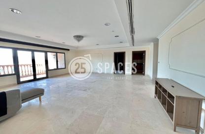 Apartment - 3 Bedrooms - 4 Bathrooms for sale in East Porto Drive - Porto Arabia - The Pearl Island - Doha