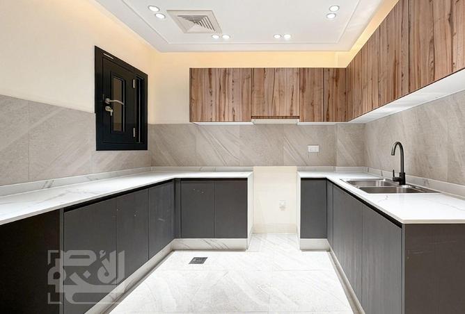 53284487 - Property Image 2