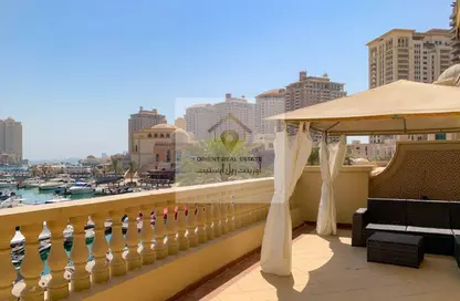 Apartment - 2 Bedrooms - 3 Bathrooms for rent in West Porto Drive - Porto Arabia - The Pearl Island - Doha