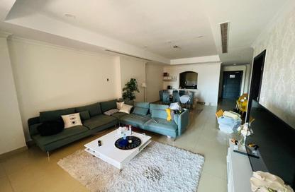 Apartment - 1 Bedroom - 2 Bathrooms for sale in One Porto Arabia - Porto Arabia - The Pearl Island - Doha Apartment - 1 Bedroom - 2 Bathrooms for sale in One Porto Arabia - Porto Arabia - The Pearl Island - Doha