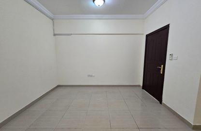 Apartment - 3 Bedrooms - 3 Bathrooms for rent in Fereej Bin Mahmoud North - Fereej Bin Mahmoud - Doha