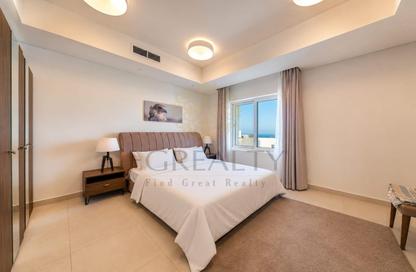 Apartment - 2 Bedrooms - 3 Bathrooms for sale in Lusail Residence - Marina District - Lusail