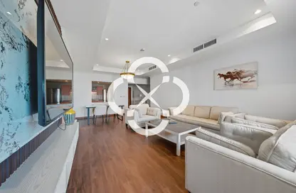 Apartment - 1 Bedroom - 2 Bathrooms for rent in West Porto Drive - Porto Arabia - The Pearl Island - Doha