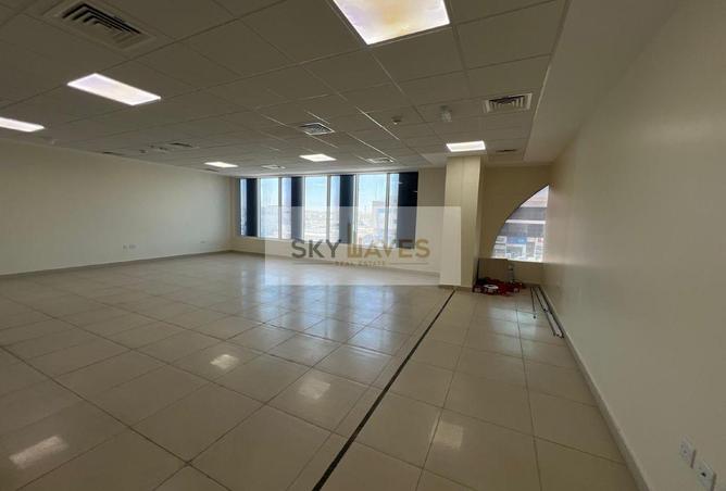 52961811 - Property Image 3