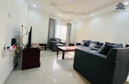 Apartment - 2 Bedrooms - 2 Bathrooms for rent in Al Sadd Tourist Apartments - Al Sadd - Doha