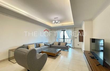 Apartment - 2 Bedrooms - 3 Bathrooms for rent in West Porto Drive - Porto Arabia - The Pearl Island - Doha