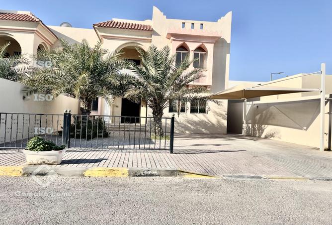 985711 - Property Main Image