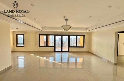 Apartment - 2 Bedrooms - 3 Bathrooms for rent in East Porto Drive - Porto Arabia - The Pearl Island - Doha