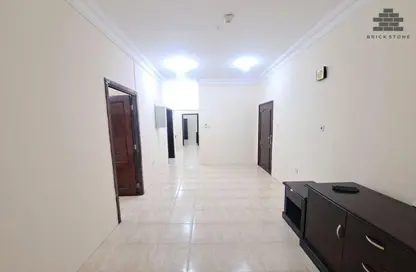 Apartment - 3 Bedrooms - 2 Bathrooms for rent in Madinat Khalifa Building 58 - Madinat Khalifa South - Madinat Khalifa - Doha
