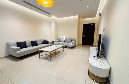 Apartment - 1 Bedroom - 2 Bathrooms for rent in Giardino Gardens - Giardino Villas - The Pearl Island - Doha Apartment - 1 Bedroom - 2 Bathrooms for rent in Giardino Gardens - Giardino Villas - The Pearl Island - Doha