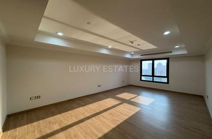Apartment - 1 - 2 for rent in West Porto Drive - Porto Arabia - The Pearl Island - Doha