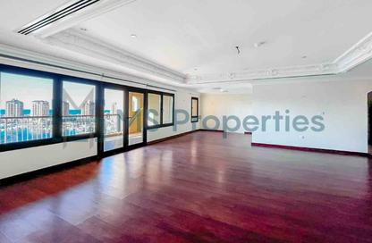 Apartment - 2 Bedrooms - 3 Bathrooms for rent in East Porto Drive - Porto Arabia - The Pearl Island - Doha
