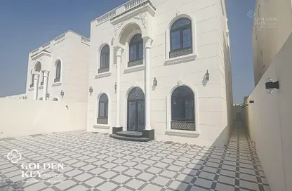 فيلا - 7 غرف نوم - 8 حمامات للبيع في شارع النعيجة - غرب الهلال - الهلال - الدوحة