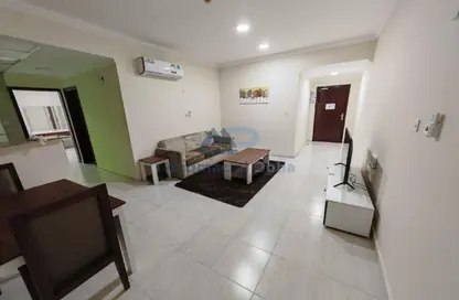 Apartment - 1 Bedroom - 1 Bathroom for rent in Umm Ghuwalina - Umm Ghuwailina - Doha