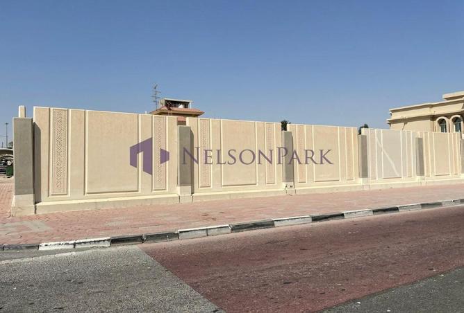 52497875 - صورة العقار 2