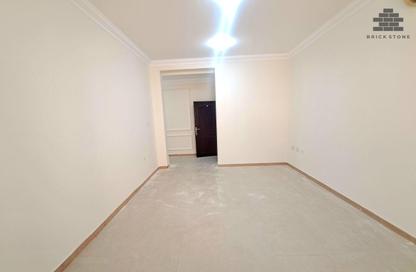 Apartment - 2 Bedrooms - 2 Bathrooms for rent in Anas Street - Fereej Bin Mahmoud North - Fereej Bin Mahmoud - Doha