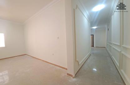 Apartment - 2 Bedrooms - 2 Bathrooms for rent in Anas Street - Fereej Bin Mahmoud North - Fereej Bin Mahmoud - Doha