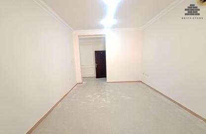 Apartment - 2 Bedrooms - 2 Bathrooms for rent in Anas Street - Fereej Bin Mahmoud North - Fereej Bin Mahmoud - Doha