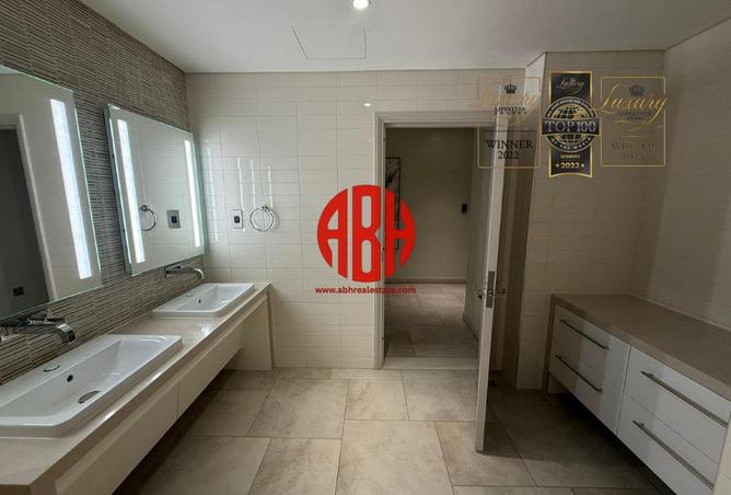 54640296 - Property Image 3