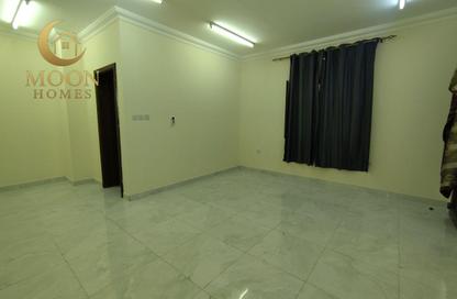 Apartment - 4 - 3 for rent in Al Mansoura - Al Mansoura - Doha