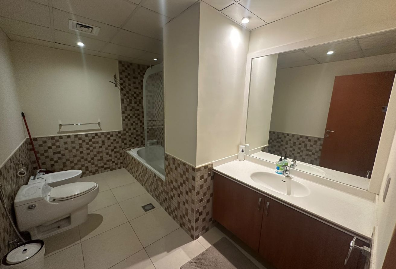 1 BR Furnished Apartment with Marin View thumbnail 9