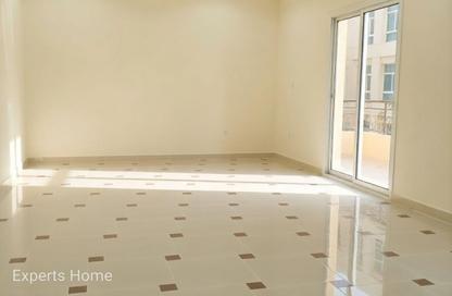 Apartment - 2 - 2 for rent in Umm Ghwailina Comm - Umm Ghuwalina - Umm Ghuwailina - Doha Apartment - 2 - 2 for rent in Umm Ghwailina Comm - Umm Ghuwalina - Umm Ghuwailina - Doha