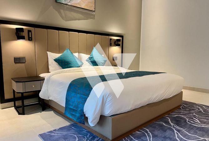 999919 - Property Image 2