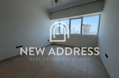 Apartment - 3 Bedrooms - 2 Bathrooms for rent in Marina District - Lusail