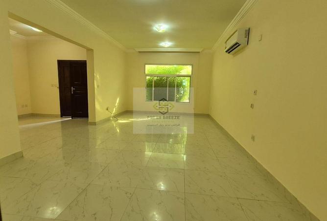 57782987 - Property Image 2