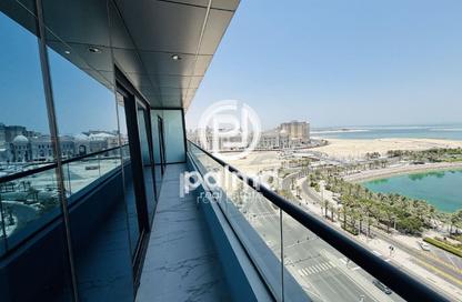 Apartment - 2 Bedrooms - 3 Bathrooms for sale in Marina Tower 02 - Marina District - Lusail