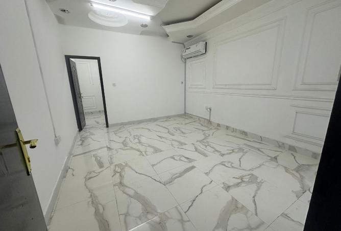 1002822 - Property Image 2