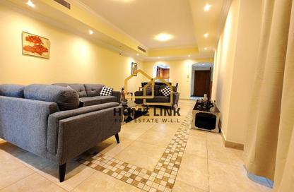 Apartment - 2 Bedrooms - 2 Bathrooms for rent in West Porto Drive - Porto Arabia - The Pearl Island - Doha
