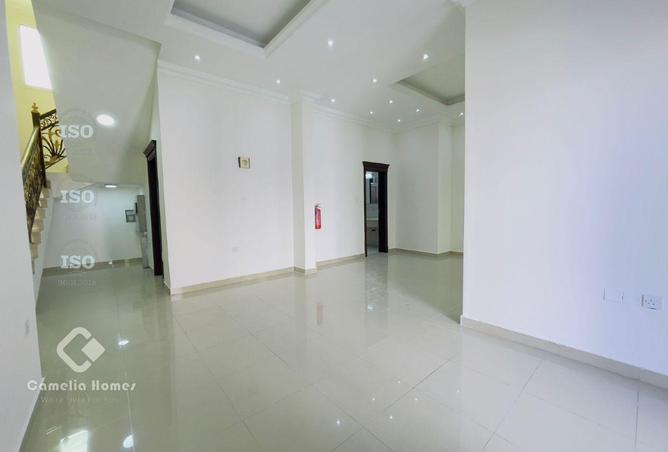 51237172 - Property Image 2