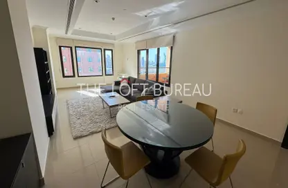 Apartment - 1 Bedroom - 2 Bathrooms for rent in West Porto Drive - Porto Arabia - The Pearl Island - Doha