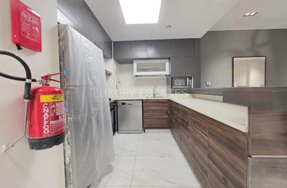 Apartment - 2 Bedrooms - 3 Bathrooms for sale in Crescent Building - Yasmeen City - Lusail Apartment - 2 Bedrooms - 3 Bathrooms for sale in Crescent Building - Yasmeen City - Lusail
