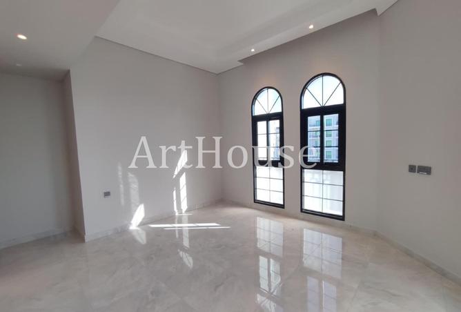 57511227 - Property Image 2