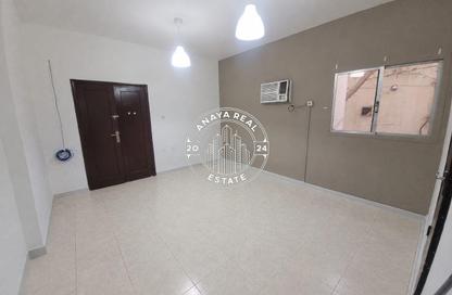 Villa - Studio - 1 Bathroom for rent in Al Sadd Road - Al Sadd - Doha