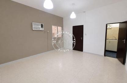 Villa - Studio - 1 Bathroom for rent in Al Sadd Road - Al Sadd - Doha Villa - Studio - 1 Bathroom for rent in Al Sadd Road - Al Sadd - Doha