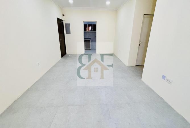 983640 - Property Image 2